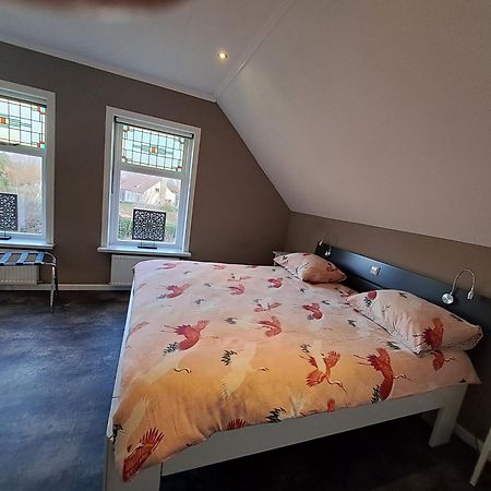 De Bloemenhof Bed & Breakfast Ouddorp Bagian luar foto